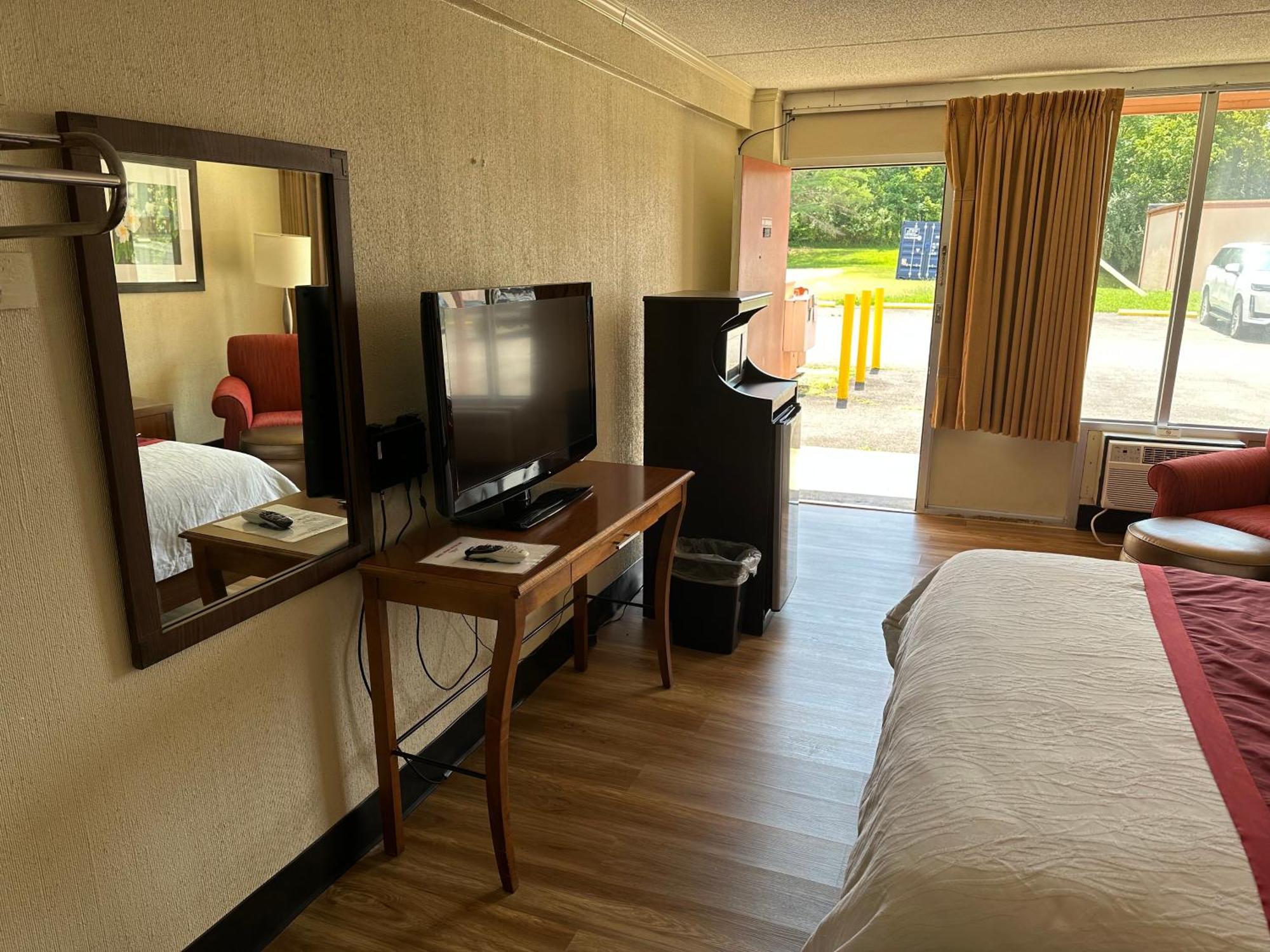 Daniel Boone Motor Inn Pikeville Eksteriør billede